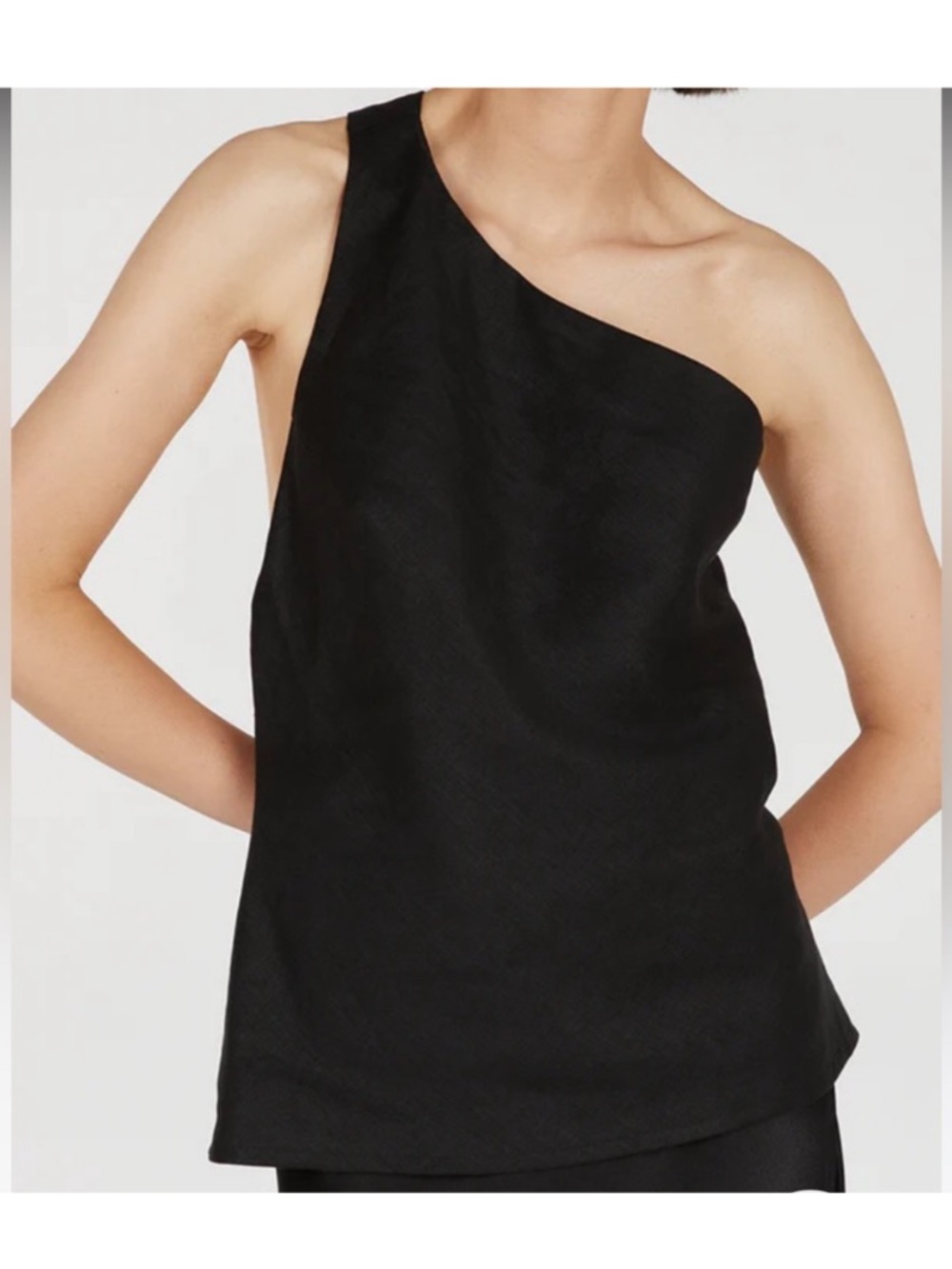 DISSH
Addison Linen Asymmetrical Top Size 6 - Picture 3 of 9